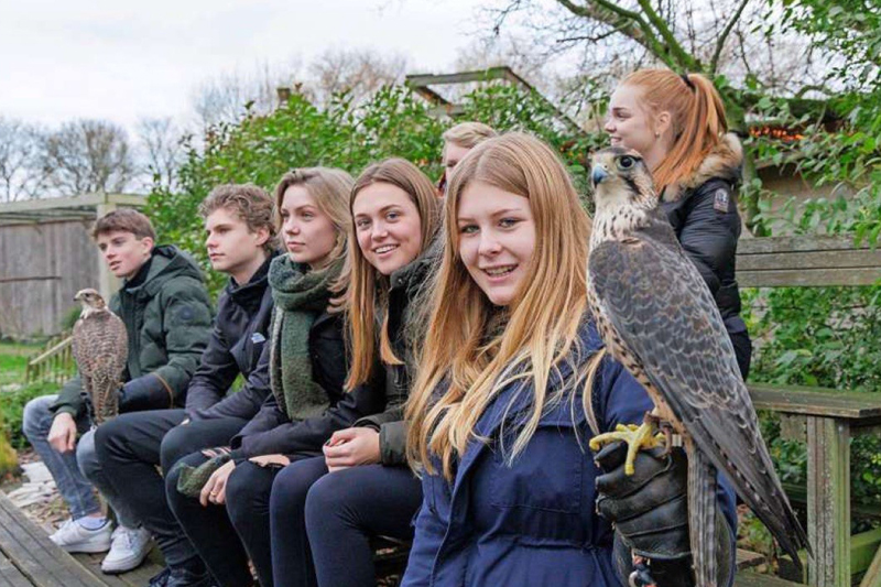 Wings of Change krijgt hulp van scholieren uit Volendam